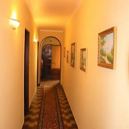 A Mouros House With Swimming Pool 아파트 *
