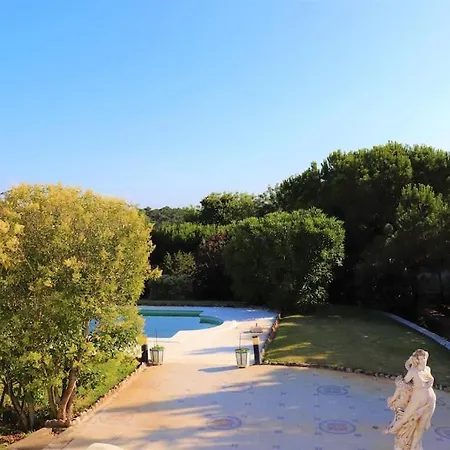 아파트 A Mouros House With Swimming Pool *