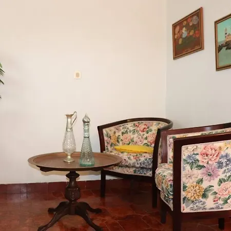 A Mouros House With Swimming Pool Apartamento